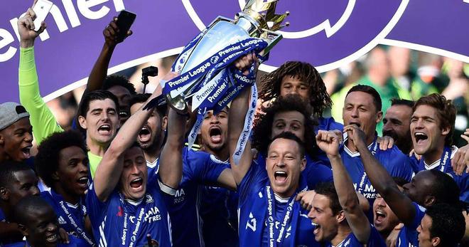 中超：武汉三镇2-0战胜上海申花（中超战报：武汉三镇2比0击败上海申花）