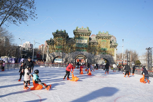 【欧冠】——心疼阿隆索，哪里都是曼城（欧冠：阿隆索无奈，曼城无处不在）