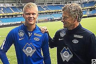 对利物浦攻入两球，德里乌赫：仍感觉不真实，当机会出现我把握住了