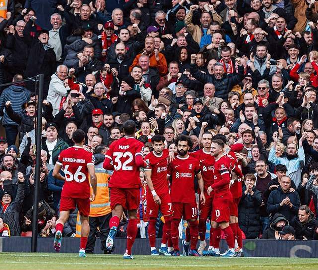 德天空：拜仁引进费耶诺德右后卫里德的谈判正在取得进展（德天空：拜仁引进费耶诺德右后卫里德的转会谈判正稳步推进）