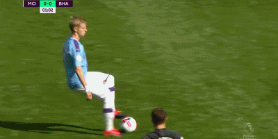 邮报：梅努希望冬窗离开曼联，有12家俱乐部对他感兴趣