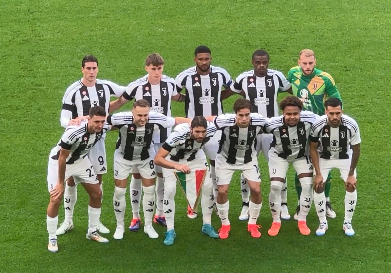 时隔45天重返赛场，内马尔替补出战20分钟助桑托斯收获一分（时隔45天复出，内马尔替补出场20分钟助桑托斯带走1分）