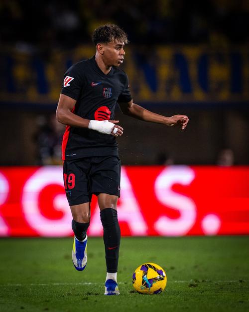 意媒：罗马看上科隆前锋马拉和桑坦德前锋阿雷瓦洛（意媒：罗马有意引进科隆前锋马拉与桑坦德前锋阿雷瓦洛）