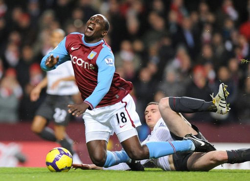 赖因德斯：我不是曼城的新德布劳内，我是很全面的中场球员（赖因德斯：别把我当作曼城新德布劳内，我是一名全能中场）