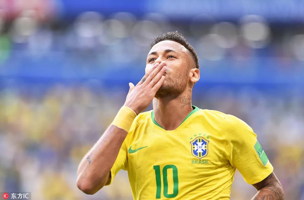 被偷家，意媒：巴斯托尼踢欧冠时家中进贼，丢失多块名牌手表（意媒：巴斯托尼出战欧冠期间家中遭窃，多枚名表被盗）